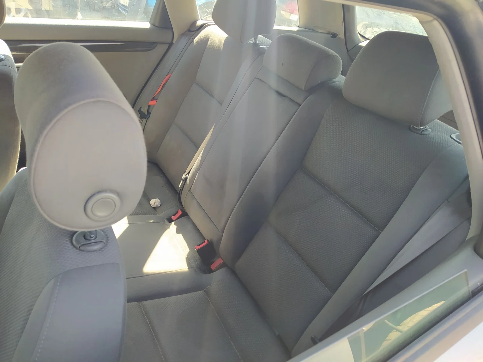 Foto de ASIENTOS TRASERO DERECHO AUDI A4 AVANT (8E) 1.9 TDI (131 CV / 96 KW)