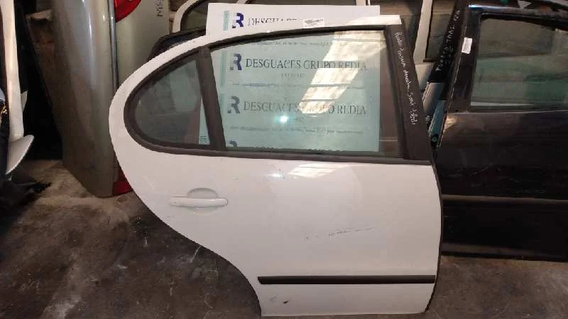 Foto de PUERTA TRASERA DERECHA SEAT TOLEDO (1M2)