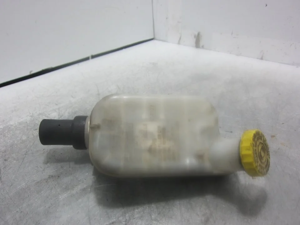 Foto de BOMBA FRENO CHRYSLER VOYAGER (RG) 2.8 CRD CAT (150 CV / 110 KW) referencia P04721154AB