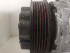 Foto de COMPRESOR AIRE ACONDICIONADO OPEL CORSA D referencia 55703721 foto 2