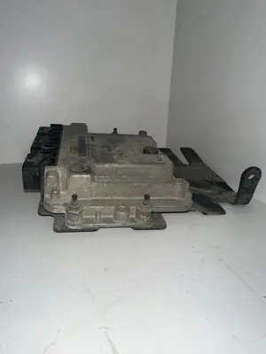Foto de MODULO ECU RENAULT SCENIC II (JM) referencia 8200527725 foto 1