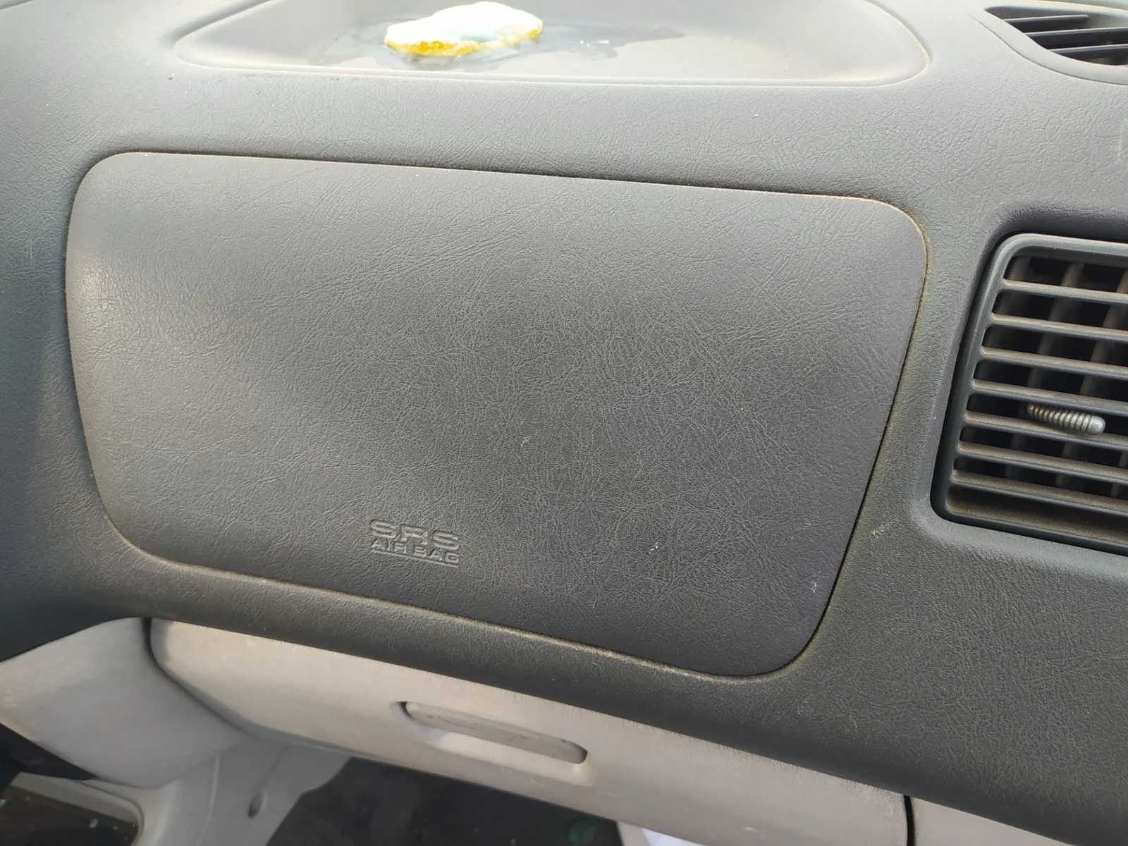 Foto de AIRBAG DELANTERO DERECHO MITSUBISHI SPACE STAR (DG0) 1.6 CAT (98 CV / 72 KW)