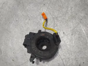 Foto de ANILLO AIRBAG TOYOTA COROLLA (E15) 1.4 Turbodiesel CAT (90 CV / 66 KW) referencia 8924533040