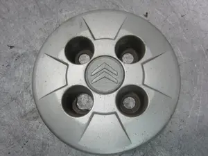 Foto de TAPACUBOS CITROEN NEMO 1.4 (73 CV / 54 KW) referencia 1311078070 foto 1