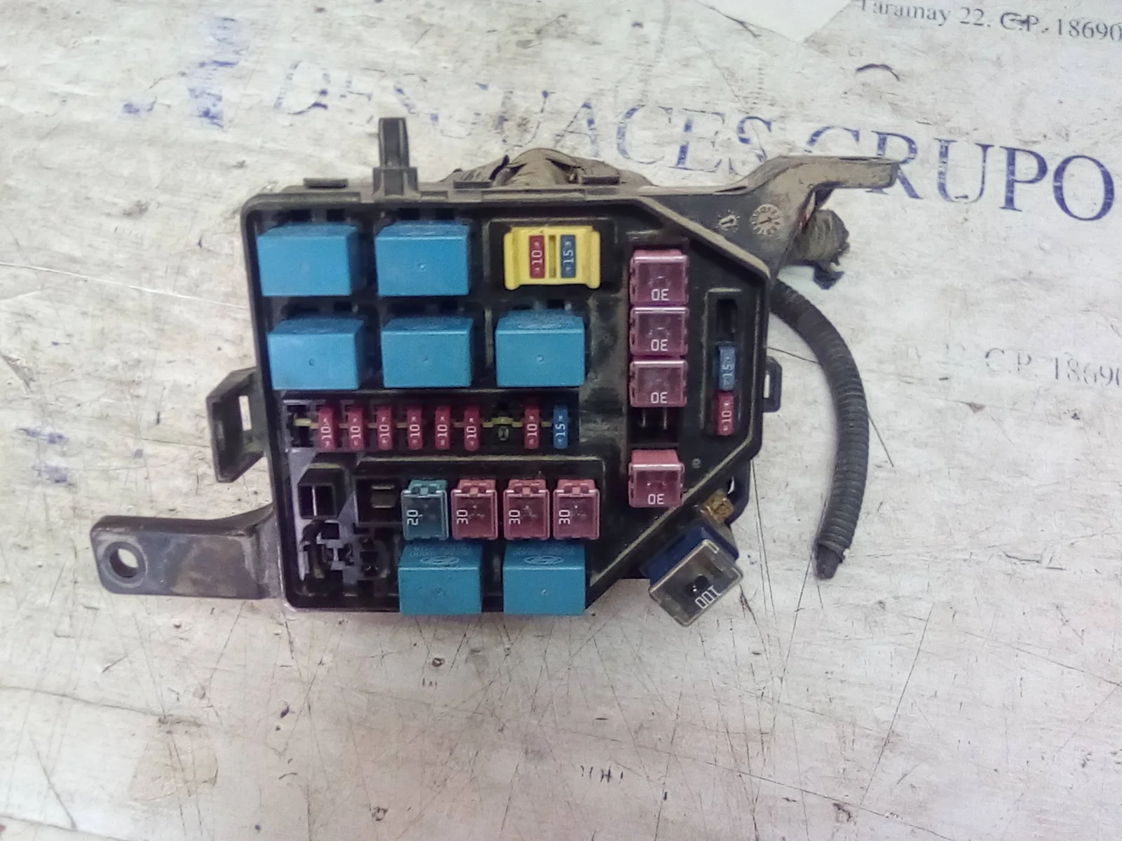 Foto de CAJA RELES / FUSIBLES KIA PICANTO (SA) referencia 9194007000