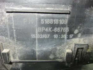 Foto de CAJA RELES / FUSIBLES MAZDA 3 BERLINA (BK) 2.0 Diesel CAT (143 CV / 105 KW) referencia 518818109 foto 5