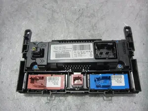Foto de MANDO CALEFACCION / AIRE ACONDICIONADO PEUGEOT 407 SW 2.0 16V CAT (136 CV / 100 KW) referencia 96610448YW foto 4