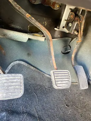 Foto de PEDAL FRENO SSANGYONG KORANDO 2.9 Turbodiesel CAT (120 CV / 88 KW)