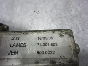 Foto de MOTOR ELEVALUNAS DELANTERO DERECHO BMW SERIE 3 BERLINA (E90) 2.0 16V Diesel (163 CV / 120 KW) referencia 71001603 foto 4