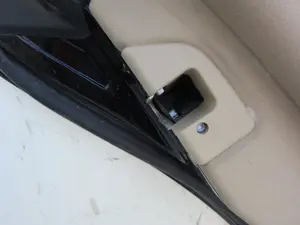 Foto de CERRADURA PUERTA TRASERA IZQUIERDA MERCEDES-BENZ CLS (BM 219) 3.0 CDI CAT (224 CV / 165 KW)