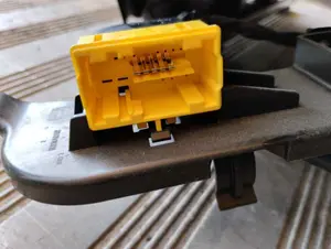 Foto de ASIENTO DELANTERO DERECHO RENAULT CLIO IV 1.5 dCi Diesel FAP (90 CV / 66 KW) foto 11