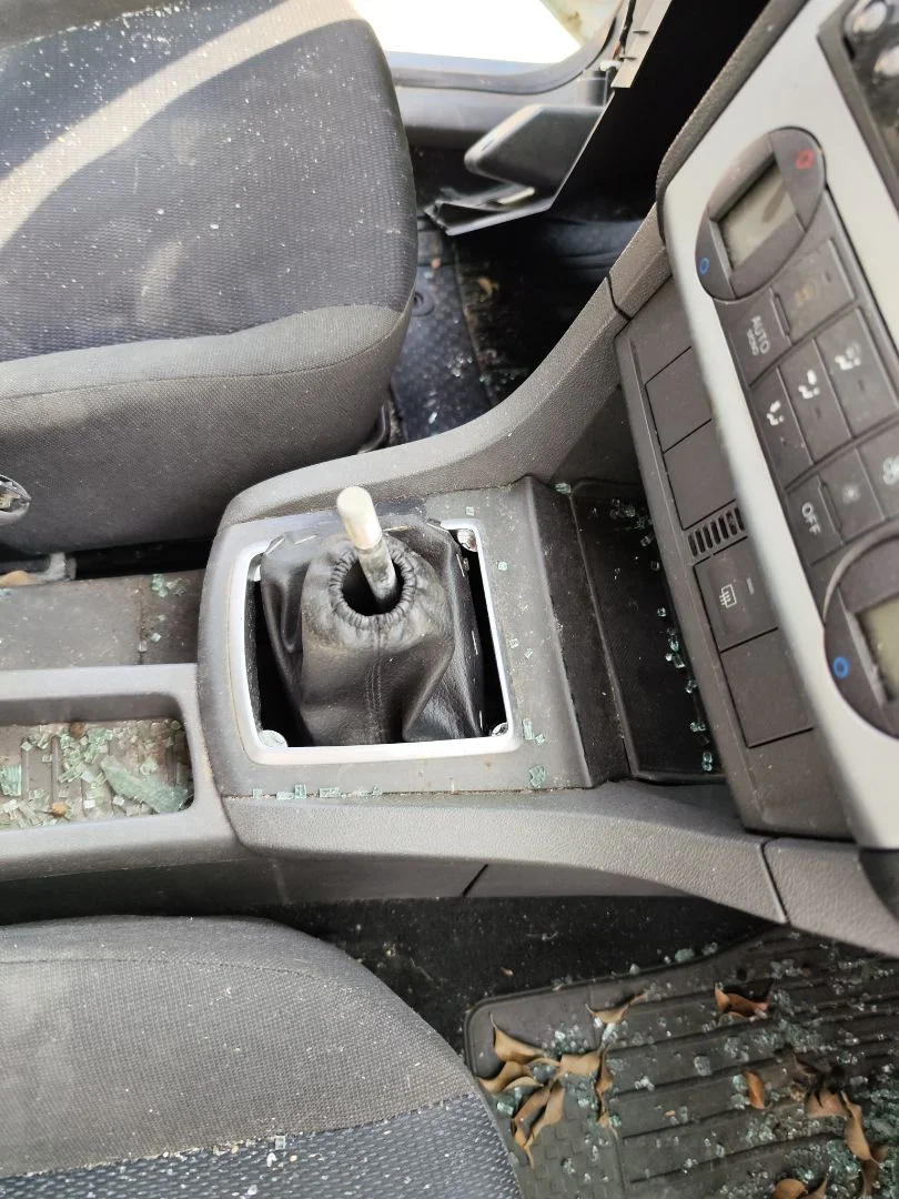 Foto de PALANCA CAMBIO FORD FOCUS BERLINA (CAP) 1.8 TDCi Turbodiesel CAT (116 CV / 85 KW)