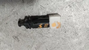 Foto de INTERRUPTOR RENAULT CLIO II FASE II (B/CB0) 1.4 16V (98 CV / 72 KW) referencia 24895 foto 1
