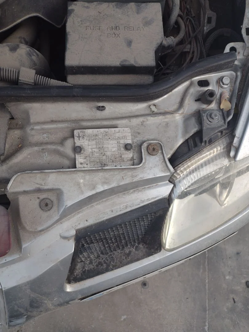 Foto de CLAXON ALFA ROMEO GT (125) 1.9 JTD (M) 16V CAT (150 CV / 110 KW)