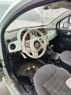 Foto de SALPICADERO FIAT 500 (150) BERLINA 1.2 CAT (69 CV / 51 KW) referencia 0735627950 foto 4