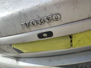 Foto de PANEL TRASERO VOLVO S40 BERLINA 1.9 Diesel CAT (116 CV / 85 KW)