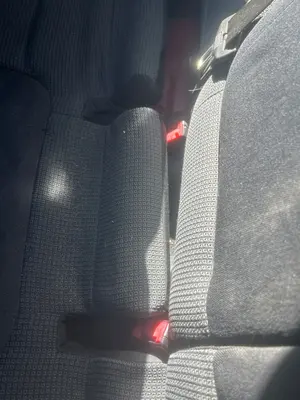 Foto de ENGANCHE CINTURON TRASERO IZQUIERDO AUDI A3 SPORTBACK (8PA) 1.6 16V FSI (116 CV / 85 KW)