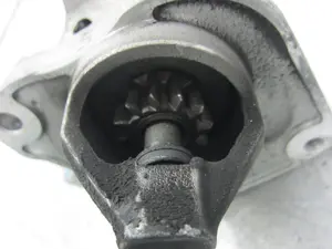 Foto de MOTOR ARRANQUE PEUGEOT 208 referencia 9812715380 foto 4