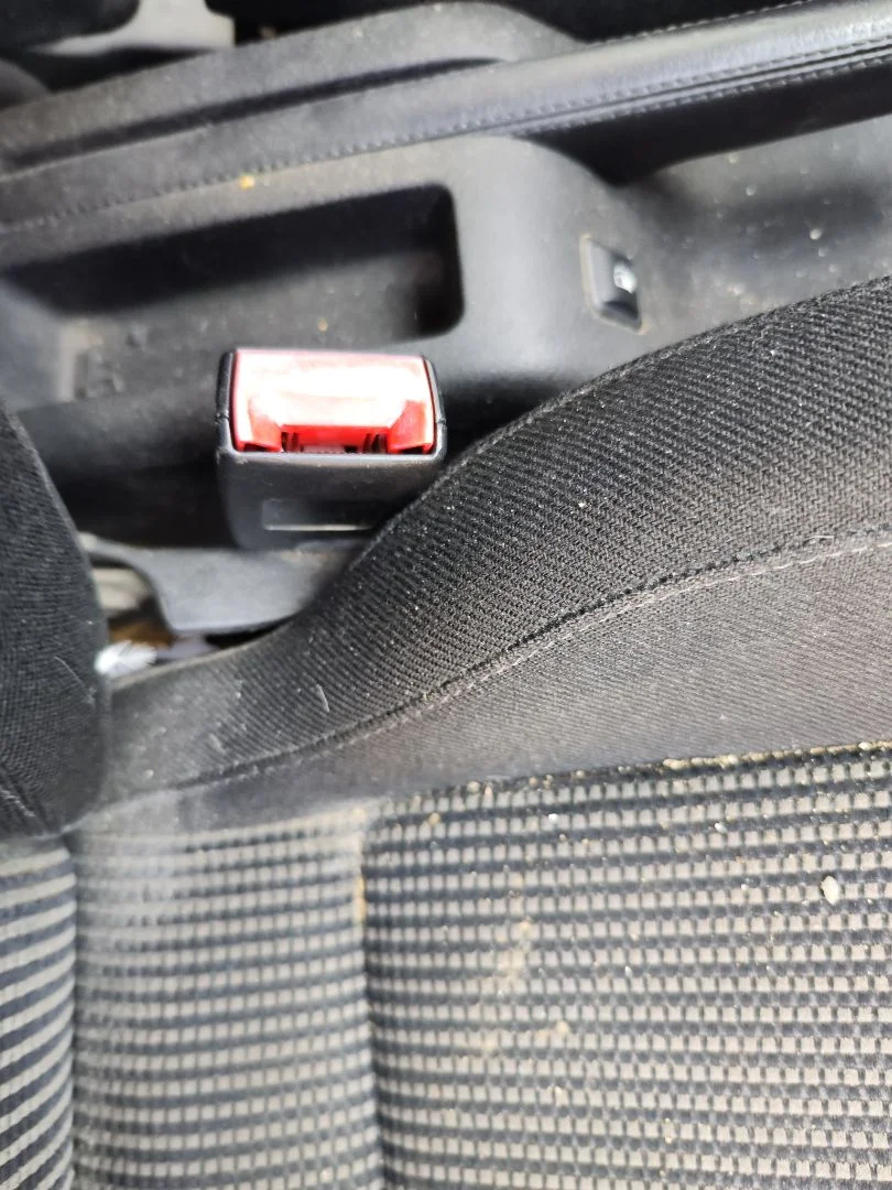 Foto de PRETENSOR AIRBAG DERECHO VOLKSWAGEN GOLF IV BERLINA (1J1)(10.1997) 1.9 TDI (131 CV / 96 KW)