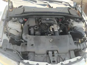 Foto de PANEL FRONTAL BMW SERIE 1 BERLINA (E81/E87) 2.0 16V Diesel CAT (122 CV / 90 KW)