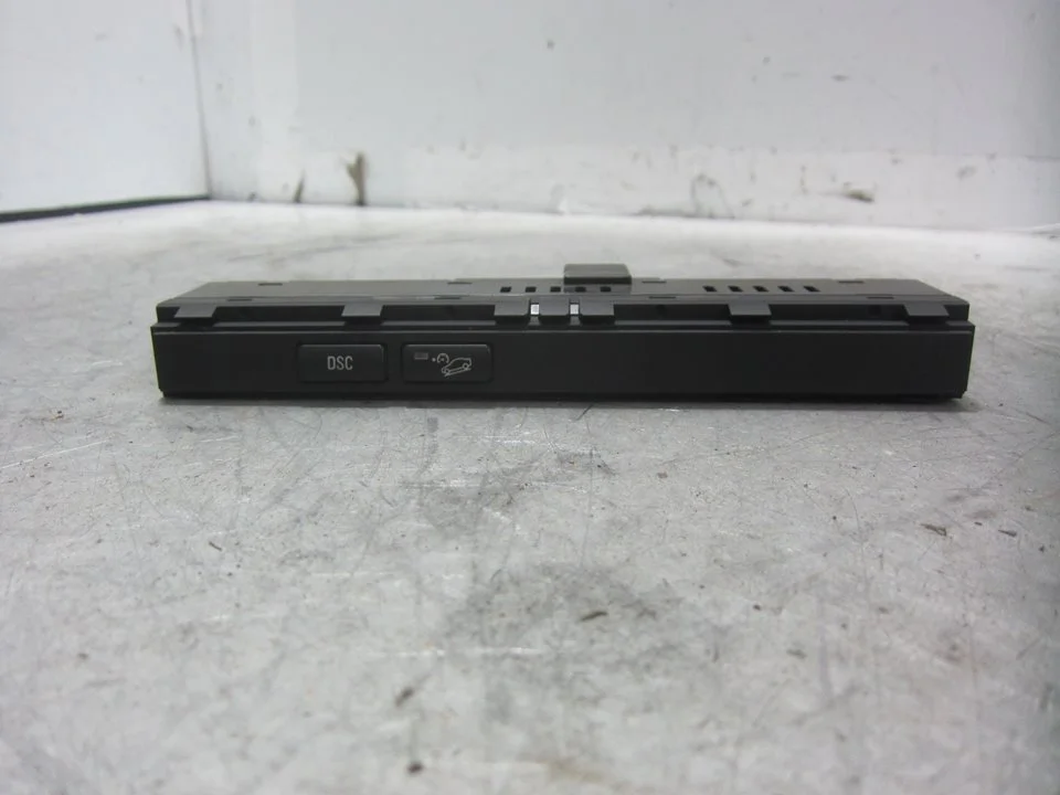 Foto de MANDO MULTIFUNCION BMW SERIE 3 BERLINA (E46) 3.0 24V Turbodiesel CAT (184 CV / 135 KW) referencia 69213712