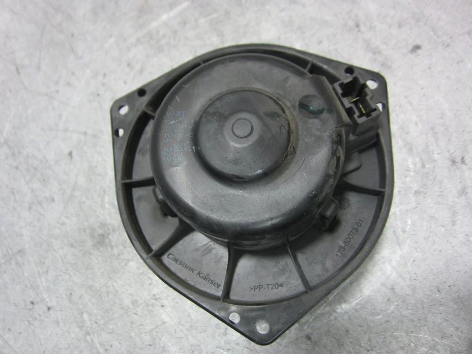 Foto de MOTOR CALEFACCION SUZUKI IGNIS RM (MH) 1.3 DDiS Diesel CAT (69 CV / 51 KW) referencia 1736003701