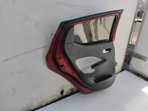 Foto de PUERTA TRASERA IZQUIERDA NISSAN MICRA (K14) 0.9 CAT (90 CV / 66 KW) foto 3