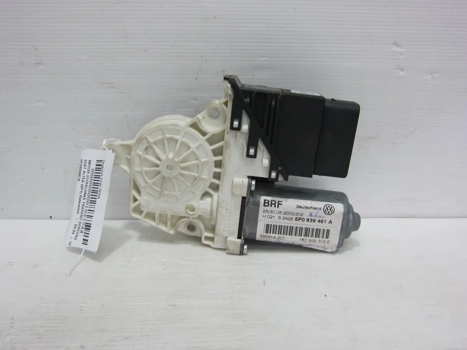 Foto de MOTOR ELEVALUNAS TRASERO DERECHO SEAT ALTEA (5P1) 2.0 TDI (140 CV / 103 KW) referencia 5P0839461A