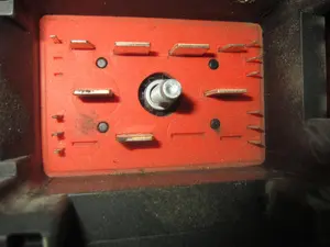 Foto de CAJA RELES / FUSIBLES OPEL VECTRA C BERLINA 2.0 DTI (101 CV / 74 KW) referencia 460028260 foto 7