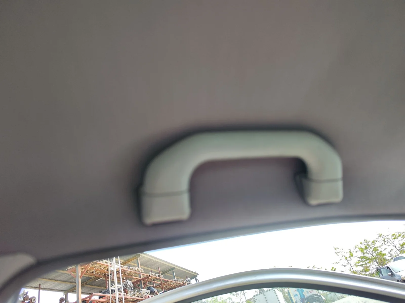Foto de ASIDERO TECHO DELANTERO IZQUIERDO SKODA OCTAVIA BERLINA (1U2) 1.9 TDI (90 CV / 66 KW) referencia 6Y0857607M