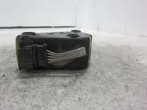Foto de MODULO ELECTRONICO VOLKSWAGEN GOLF V (1K1)(10.2003) 2.0 TDI (140 CV / 103 KW) referencia 310413405910 foto 6
