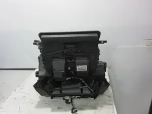 Foto de CALEFACCION ENTERA NORMAL MERCEDES-BENZ VIANO (639) 2.1 CDI CAT (150 CV / 110 KW) referencia A6398304560KZ