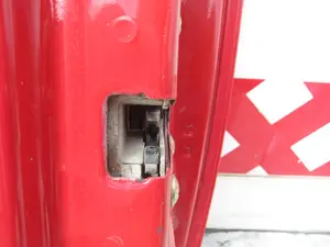 Foto de CERRADURA PUERTA DELANTERA DERECHA FORD KA (CCQ) foto 2