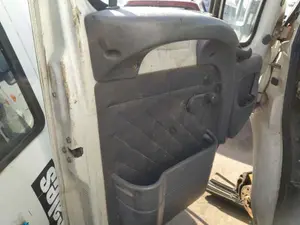 Foto de GUARNECIDO PUERTA DELANTERA IZQUIERDA CITROEN JUMPER FURGÓN GRAN VOLUMEN 2.2 HDI CAT (101 CV / 74 KW) referencia 9331CJ