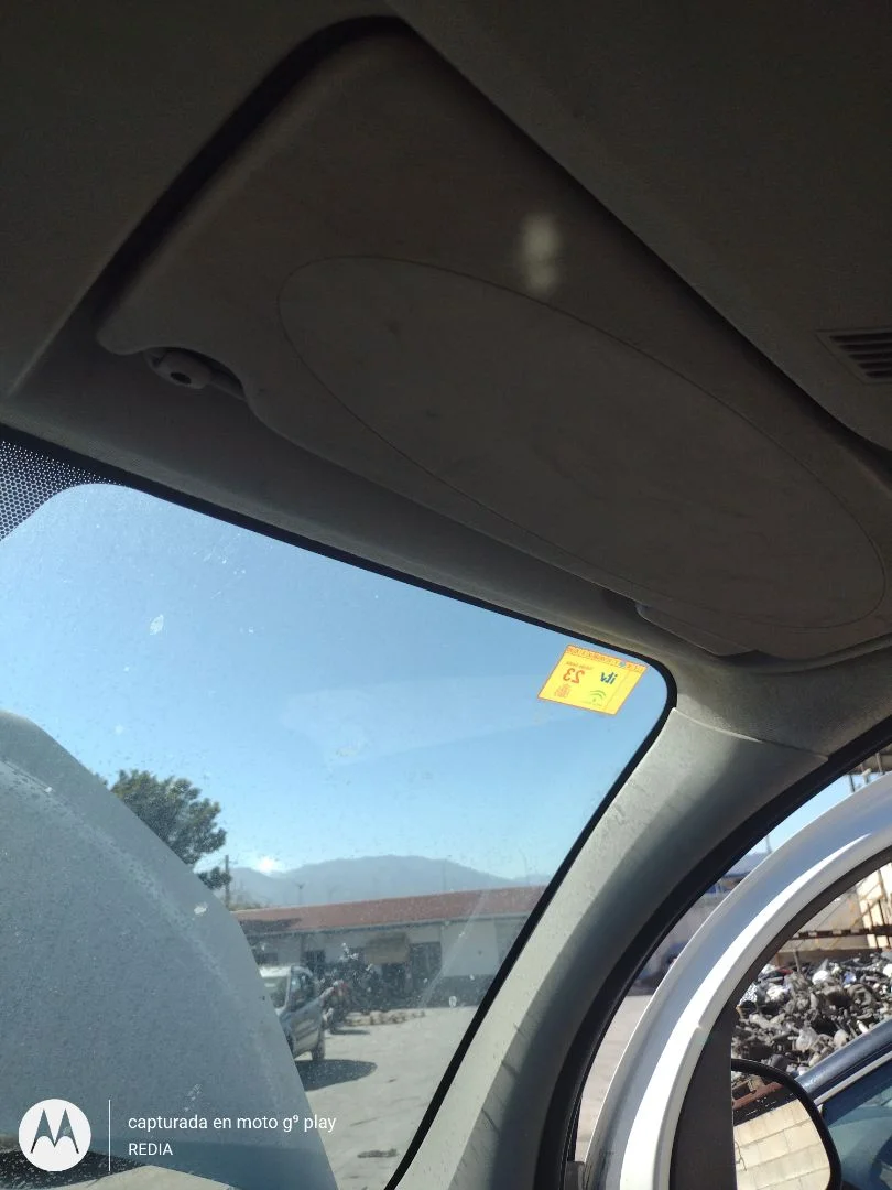 Foto de PARASOL DERECHO RENAULT KANGOO II (F/KW0) 1.5 dCi Diesel FAP (90 CV / 66 KW)