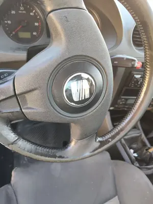 Foto de AIRBAG DELANTERO IZQUIERDO SEAT CORDOBA BERLINA (6L2) 1.9 TDI (131 CV / 96 KW) referencia 6L0858560D FKZ