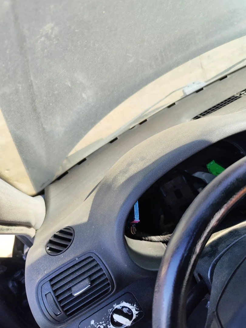 Foto de SALPICADERO AUDI A3 (8L) 1.6 (102 CV / 75 KW) referencia 8L1857041K FKZ