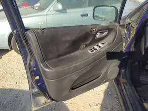 Foto de CERRADURA PUERTA DELANTERA IZQUIERDA SUZUKI LIANA (RH/ER) 1.4 16V DDiS Diesel CAT (90 CV / 66 KW) referencia 82202-54GB0-000