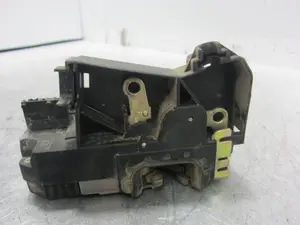 Foto de CERRADURA PUERTA DELANTERA IZQUIERDA OPEL ASTRA G BERLINA 1.6 (75 CV / 55 KW) referencia 90561151 foto 7