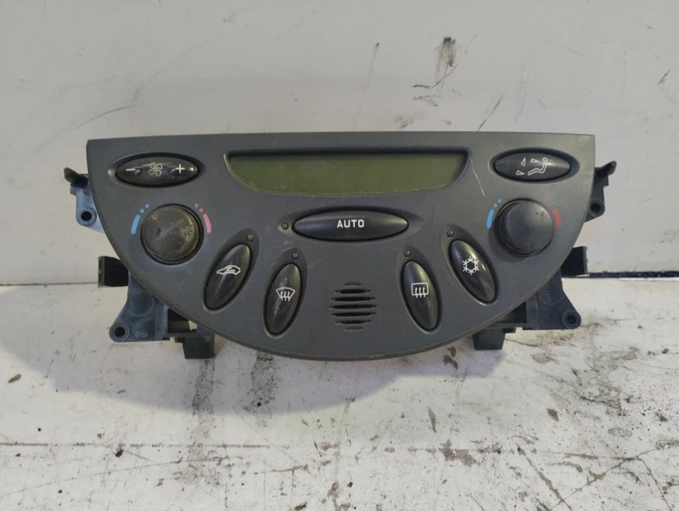 Foto de MANDO CLIMATIZADOR CITROEN C5 BERLINA 2.0 HDi CAT (RHZ / DW10ATED) (107 CV / 79 KW) referencia 96326398ZK