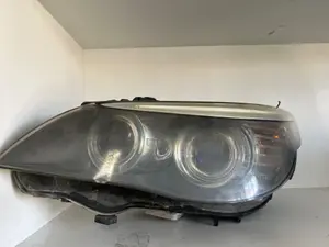 Foto de FARO DERECHO BMW SERIE 5 BERLINA (E60) 3.0 24V CAT (231 CV / 170 KW) referencia 5DV 009 000 00