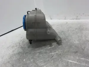 Foto de DEPOSITO EXPANSION PORSCHE MACAN (95BA) referencia 95B121407A foto 3