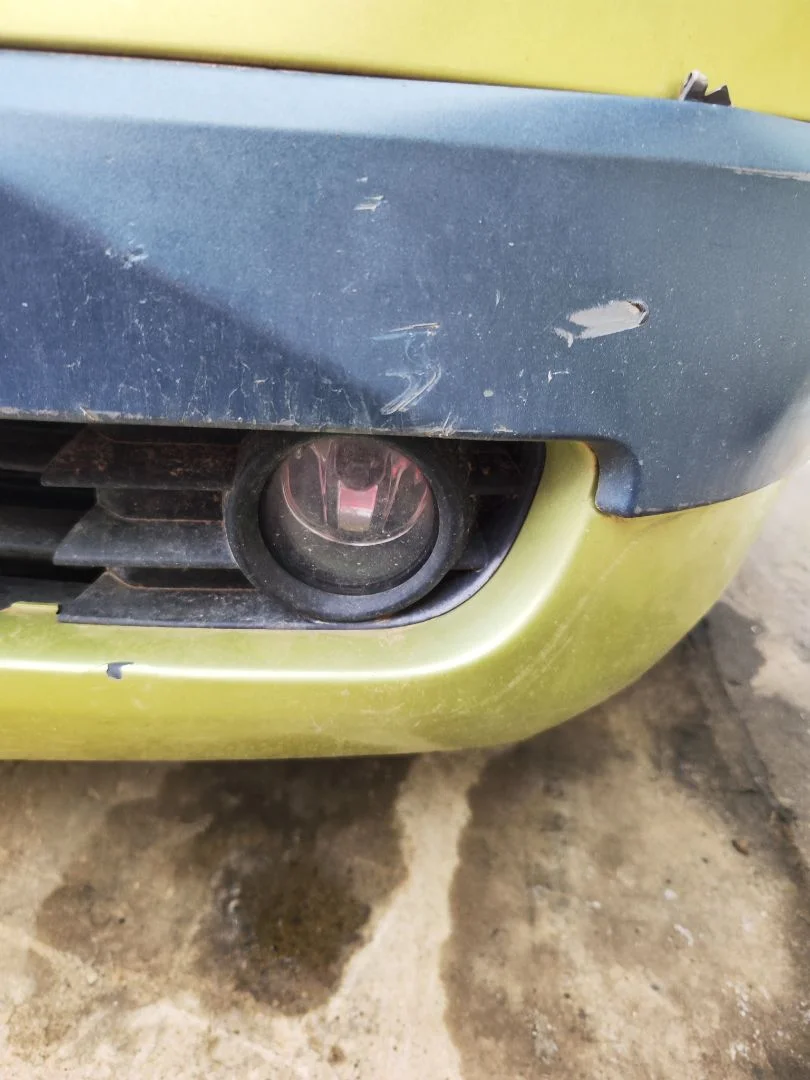 Foto de FARO ANTINIEBLA IZQUIERDO RENAULT MEGANE II BERLINA 5P 1.6 CAT (113 CV / 83 KW) referencia 8200074008
