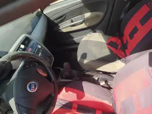 Foto de PALANCA CAMBIO FIAT GRANDE PUNTO (199) 1.3 16V JTD CAT (75 CV / 55 KW)