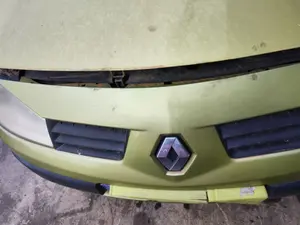Foto de REFUERZO PARAGOLPES DELANTERO RENAULT MEGANE II BERLINA 5P 1.6 CAT (113 CV / 83 KW)