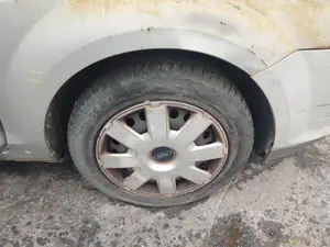Foto de LLANTA FORD FOCUS BERLINA (CAP) 1.8 Flexifuel CAT (125 CV / 92 KW) referencia 1252417