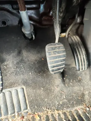 Foto de PEDAL FRENO RENAULT MEGANE II BERLINA 5P 1.5 dCi Diesel (101 CV / 74 KW) referencia 8200155982