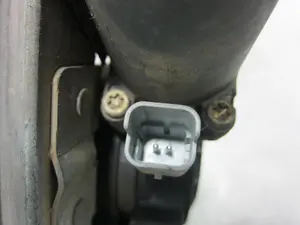 Foto de ELEVALUNAS DELANTERO IZQUIERDO PEUGEOT 206 2.0 HDi CAT (90 CV / 66 KW) foto 2