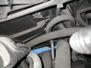 Foto de CONDENSADOR / RADIADOR  AIRE ACONDICIONADO FORD FIESTA (CBK) 1.25 16V CAT (69 CV / 51 KW) referencia 1384859