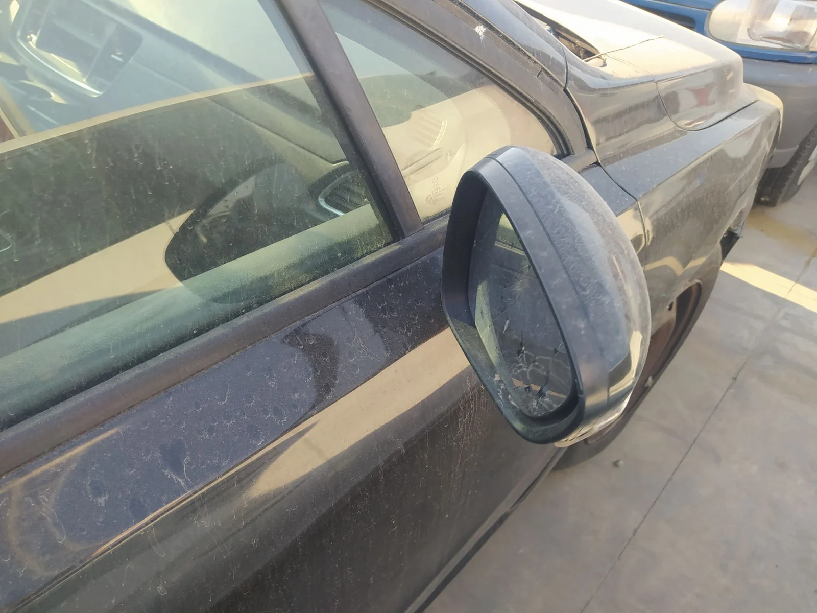 Foto de RETROVISOR DERECHO PEUGEOT 508 SW 1.6 HDi FAP (112 CV / 82 KW)